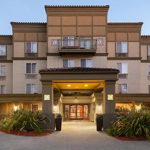 Larkspur Landing Renton-An All-Suite Hotel